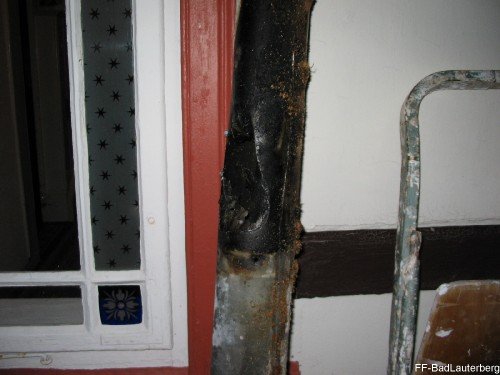 2009_08_09 Endstehungsbrand Erikastrasse 2 007